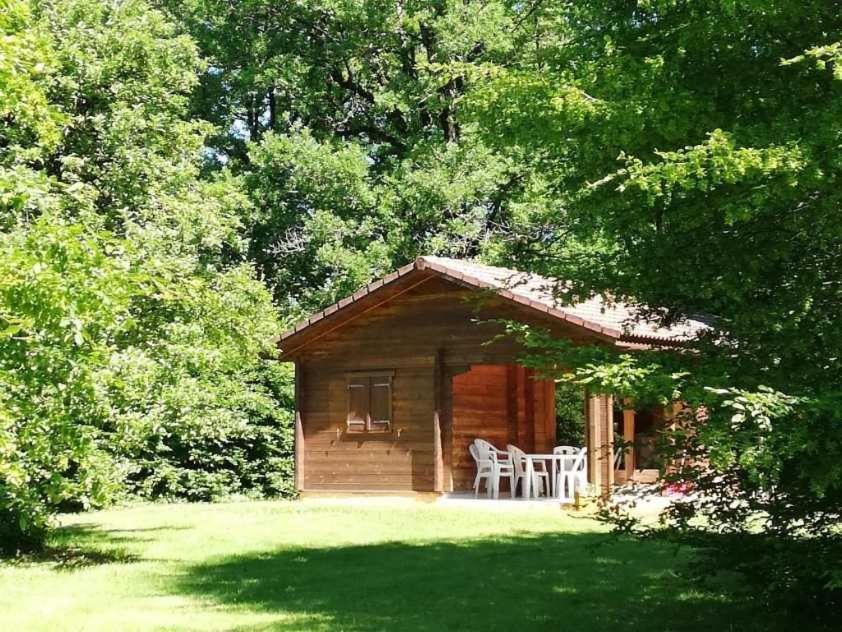 Le Clos Des Chenes Saint-Genies Luaran gambar
